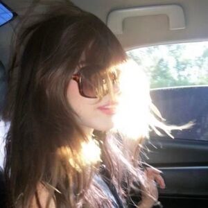 Meet your Posher, Posh